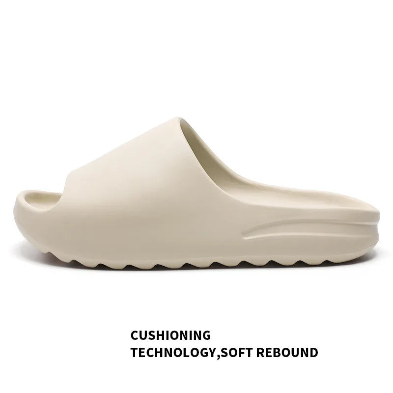 Weiche Strandpantoffeln für Herren mit dicker Sohle