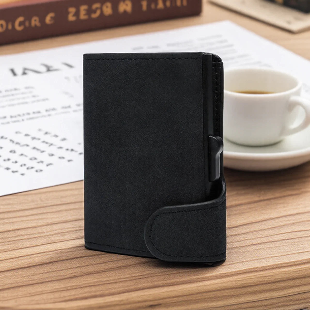 Portefeuille fin bloquant les RFID avec pince à billets pop-up