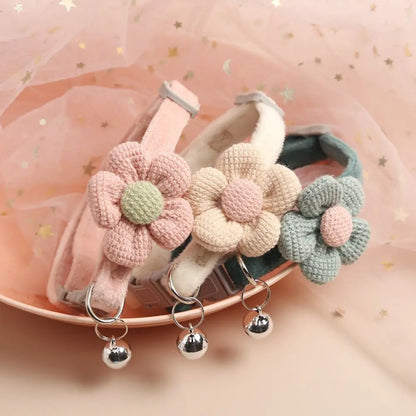Cute knitting Flower Bell Collar - Adjustable Cat Necklace
