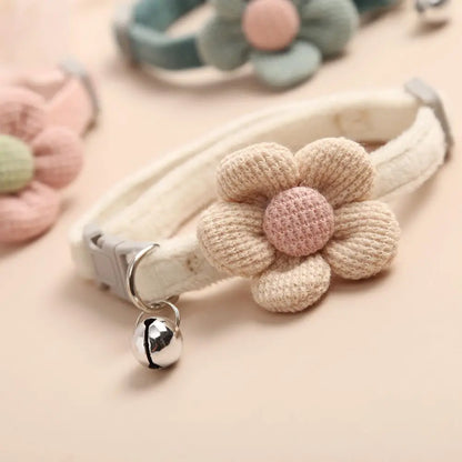 Cute knitting Flower Bell Collar - Adjustable Cat Necklace