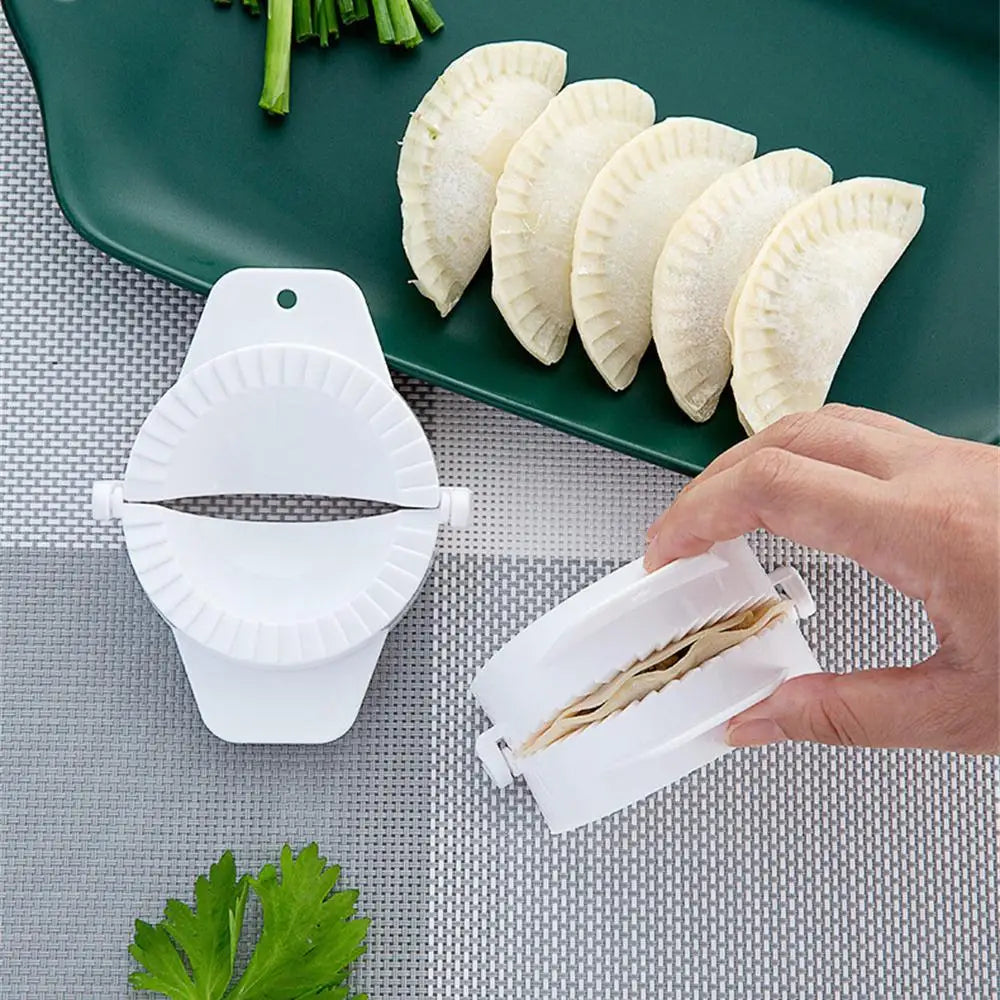 Hand-Pressed Plastic Dumplings Maker Mold
