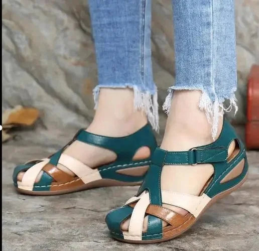 Toe Flat Sandals