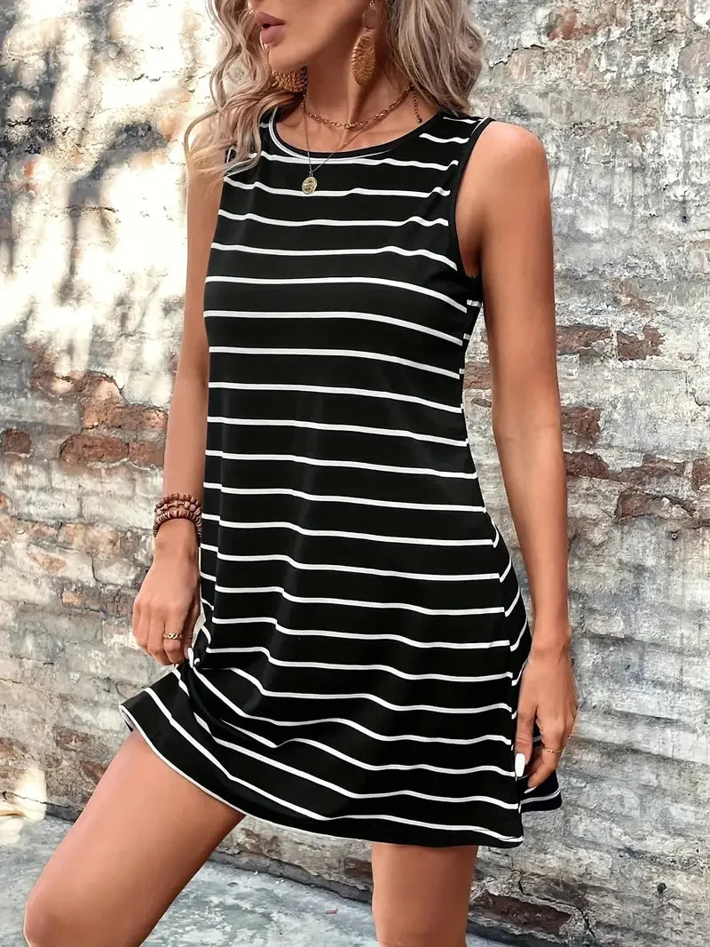 Women’s Floral Print Summer Dress – Round Neck Sleeveless Slim Fit Casual Mini Dress