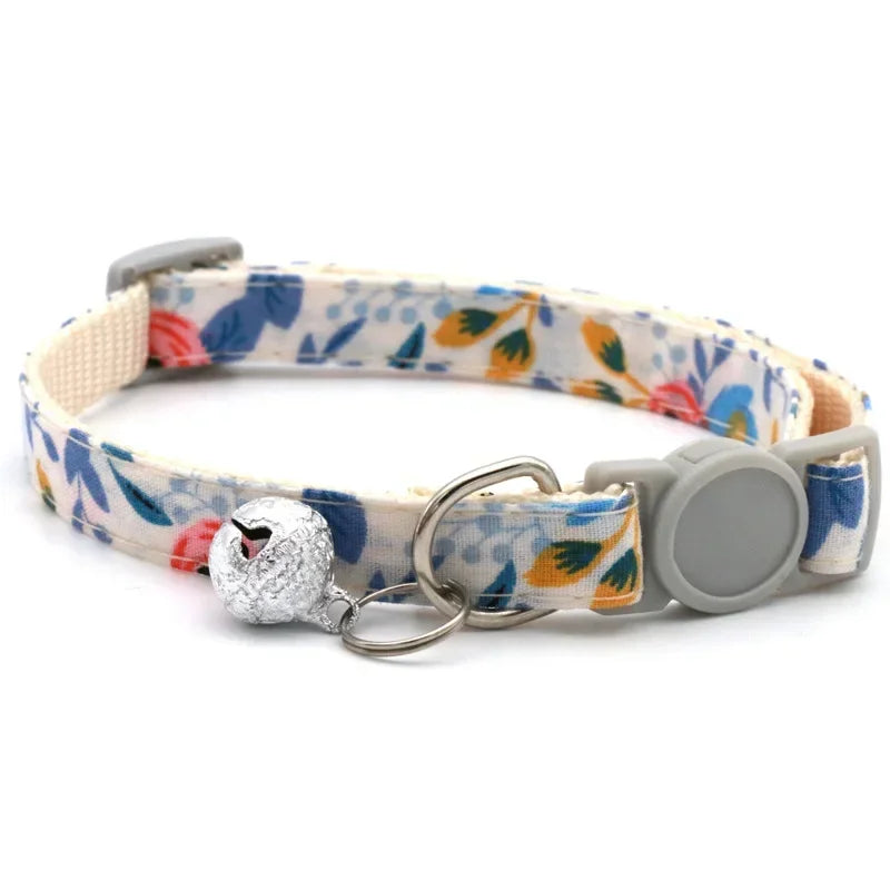 Adjustable Daisy NeckScarf Small Dog Collar