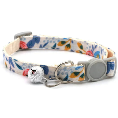 Adjustable Daisy NeckScarf Small Dog Collar