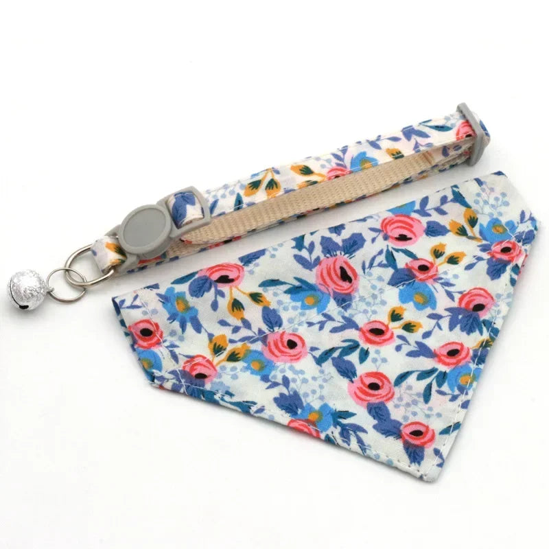 Adjustable Daisy NeckScarf Small Dog Collar