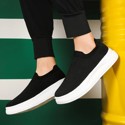 Breathablecomfortable running shoes