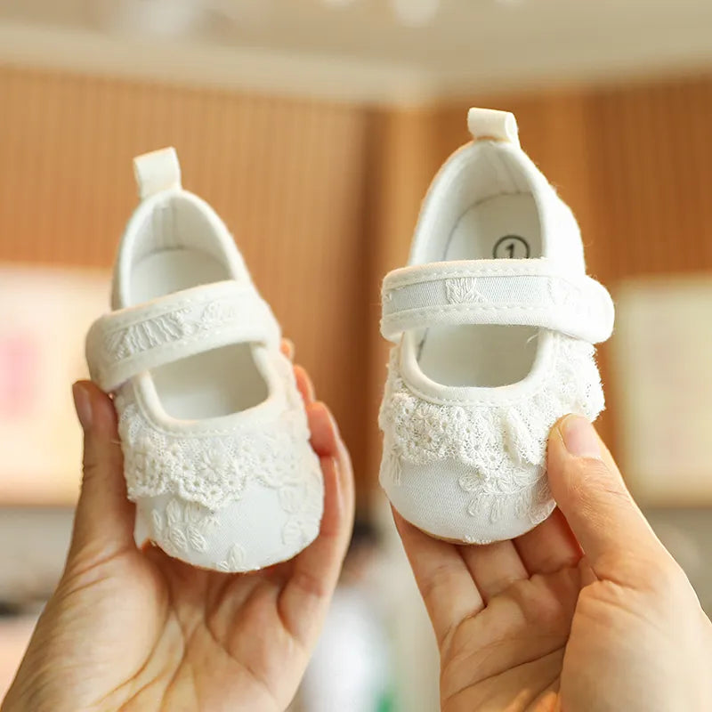 
Charming Lace Princess Baby Shoes

