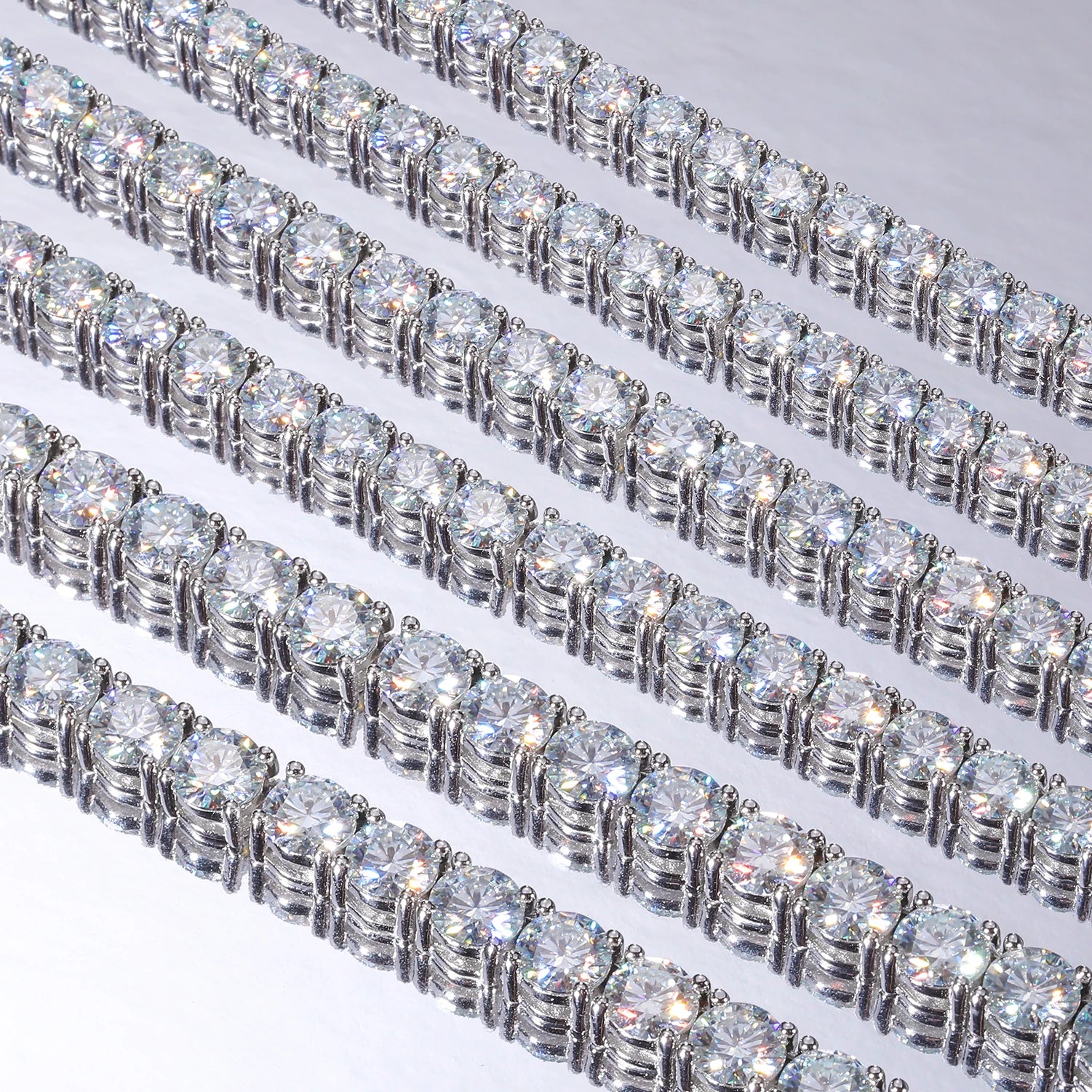 Crystal shiny bracelets

