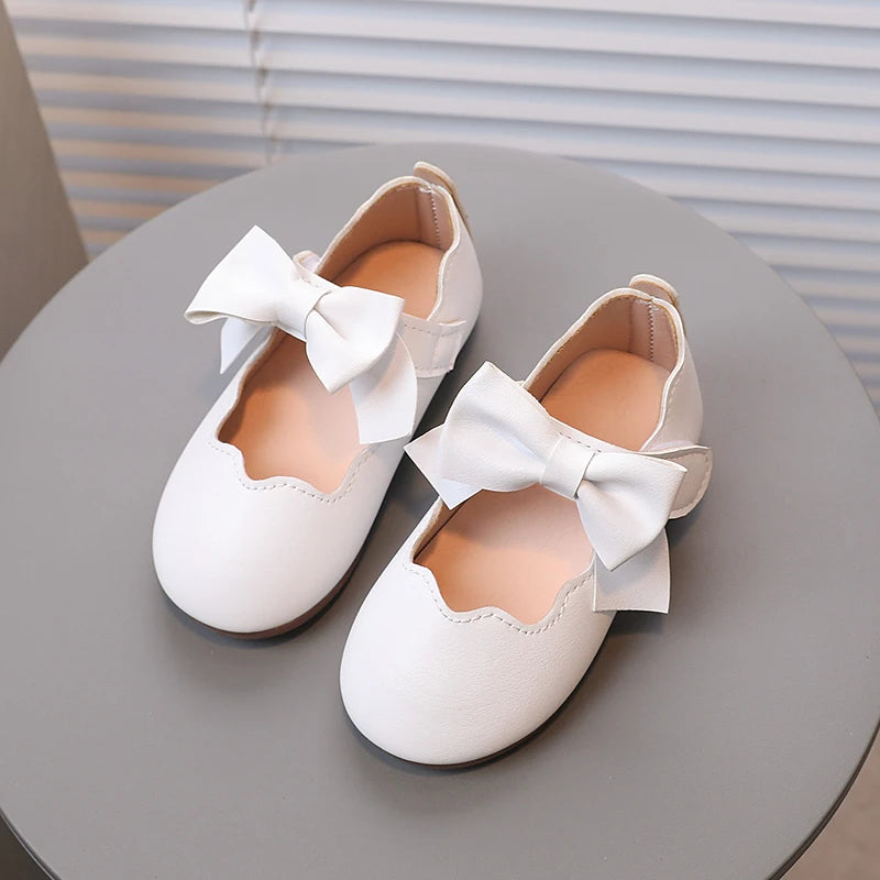 Shallow Flat Shoes

