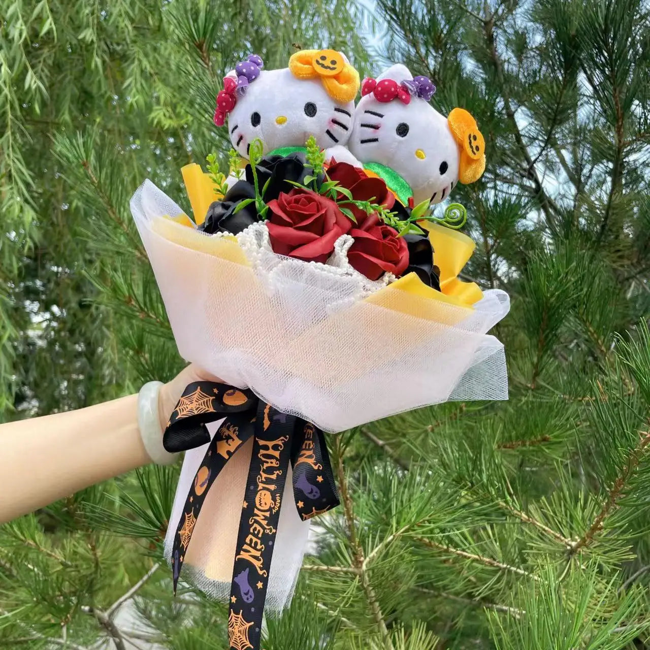Kawaii Hello Kitty Cat Dolls with Flowers - Sanrio Bouquet Gift
