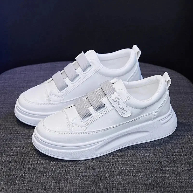 Lace-Up Shoeses