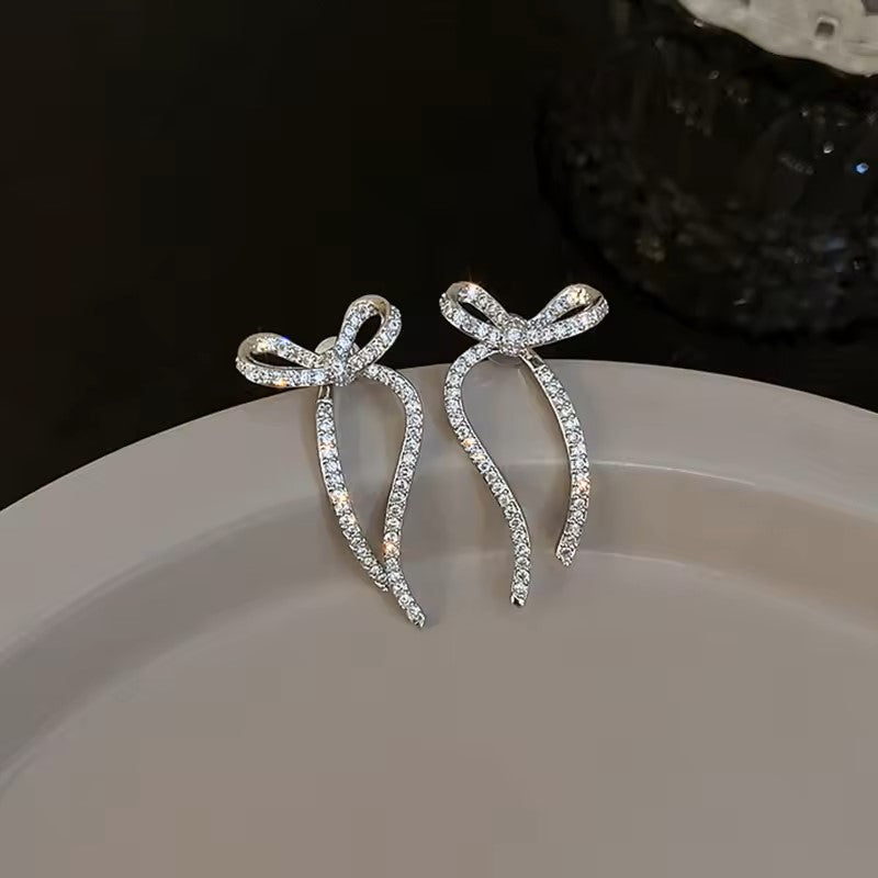 Retro Red Bowknot Stud Earrings for Women