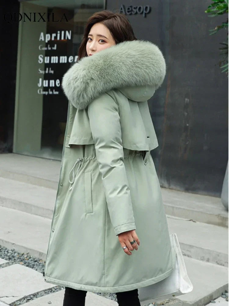 Warme Kapuzenjacke mit Wollfutter für Damen