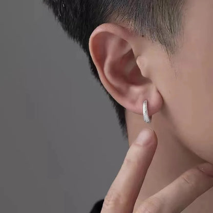 Boucles d'oreilles minimalistes en acier titane pour hommes - Goujons ronds noirs à goutte d'huile