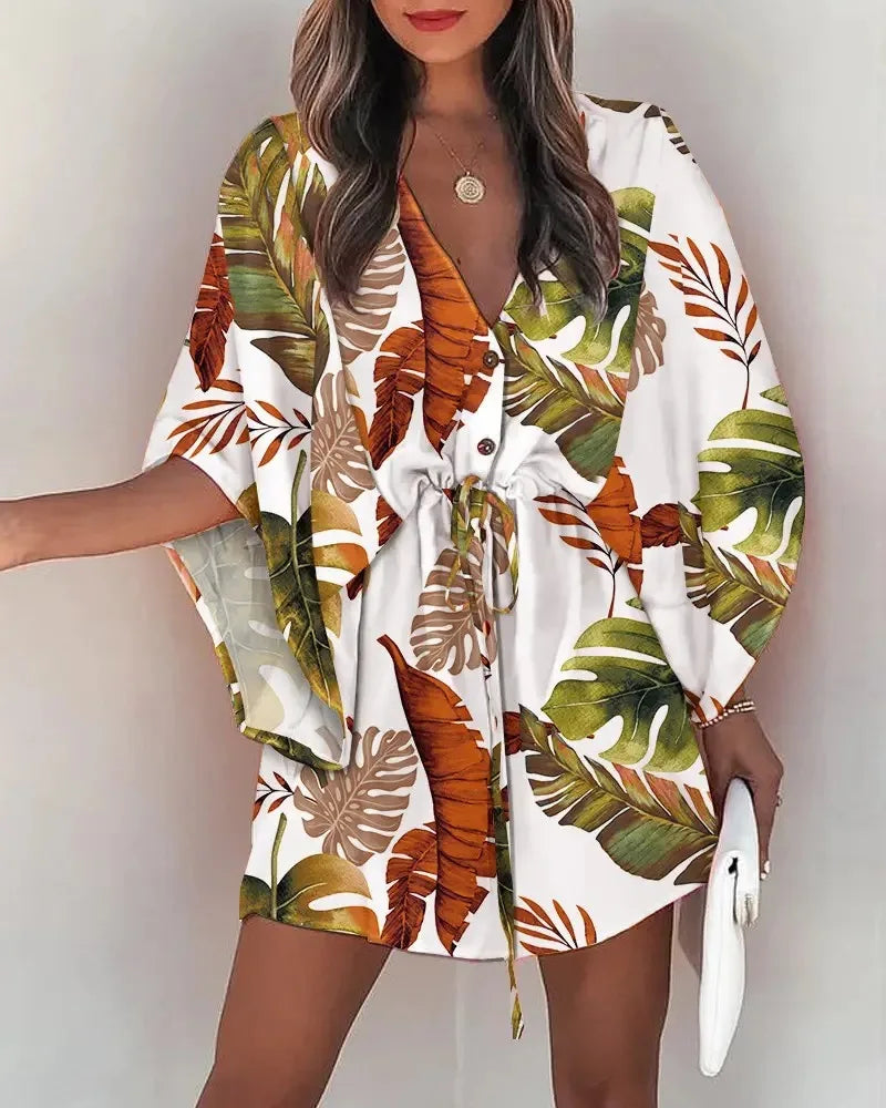 Minikleid im Boho-Stil mit Print und V-Ausschnitt