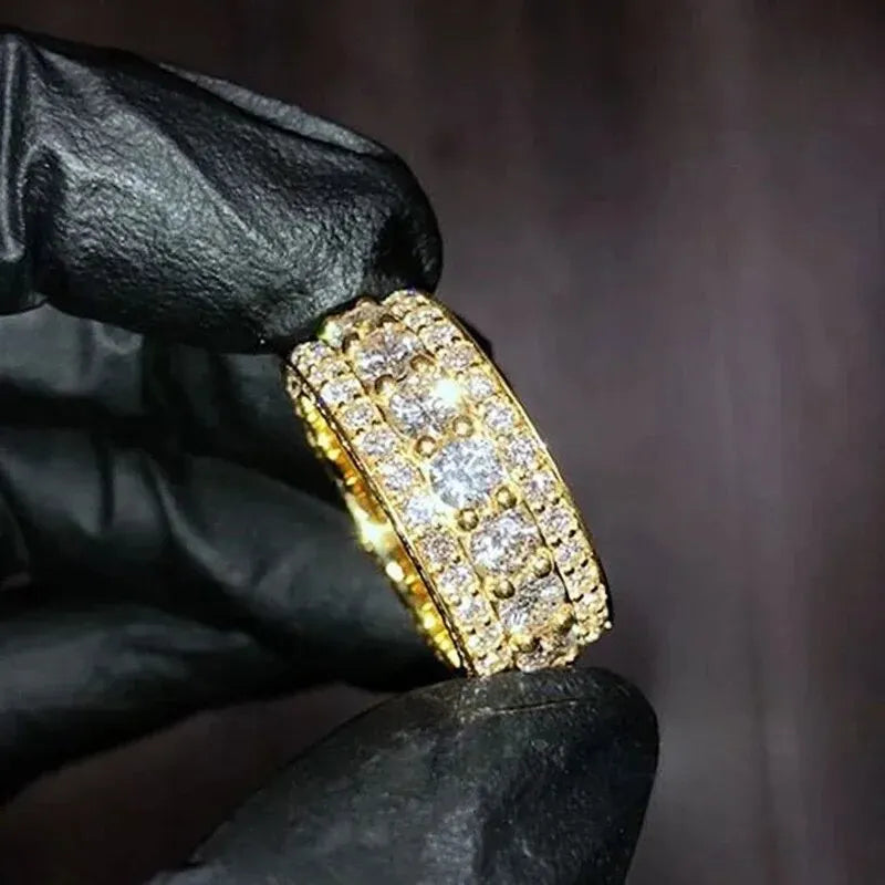 Women’s Full Pave Crystal Zircon Wedding Ring
