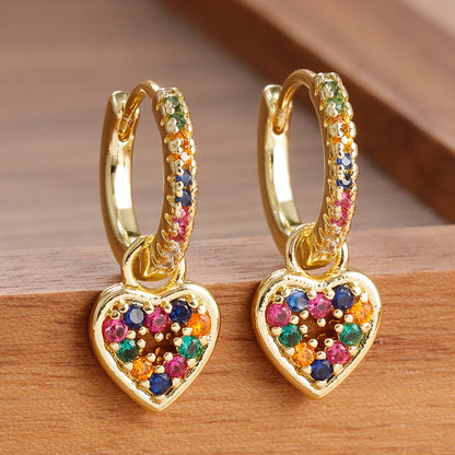 Herzförmige Ohrhänger mit farbigen Zirkonia für Damen