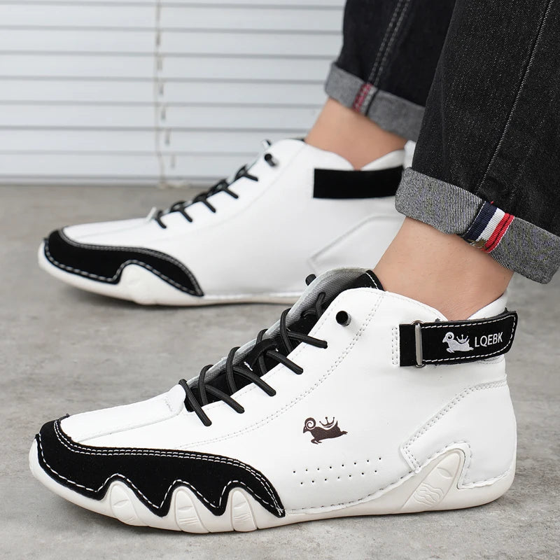 Herren-Winterstiefel mit hohem Schaft und Schnürung aus Leder