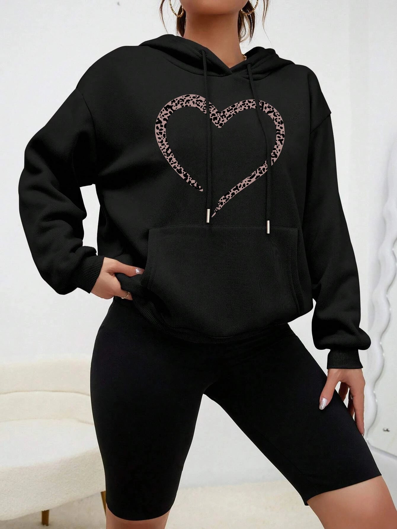 Women's Loose Heart Print Hip Hop Hoodie