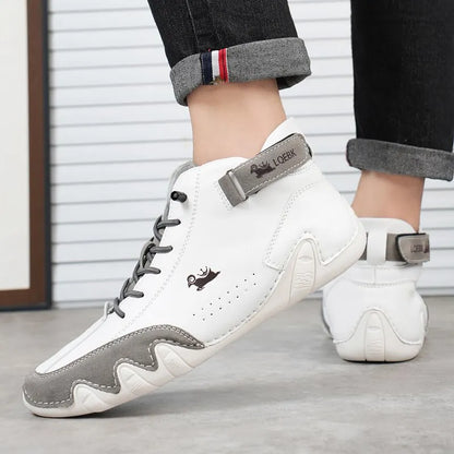 Herren-Winterstiefel mit hohem Schaft und Schnürung aus Leder