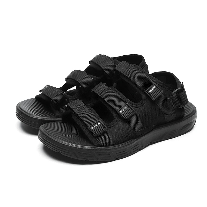 Lässige Sandalen und Turnschuhe für Herren