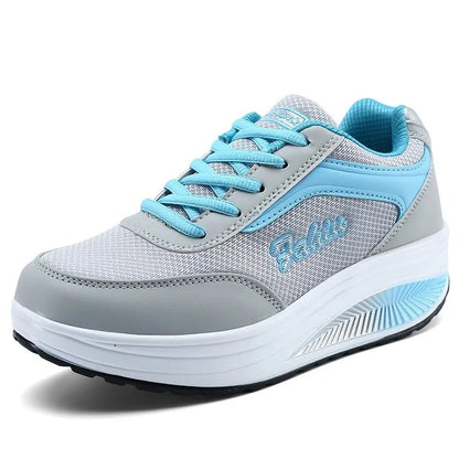 Women Vulcanized Flat Sneakers