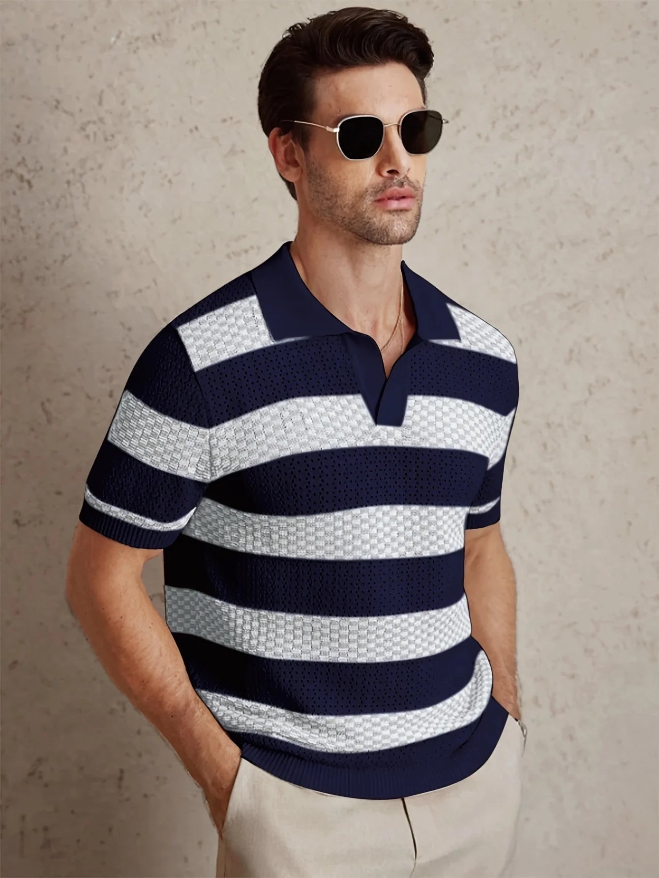 Men's Short Sleeve Contrast Color Knitted Polo Shirt