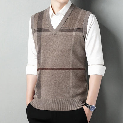 V-neck Sleeveless Sweater Vest Knitted for men