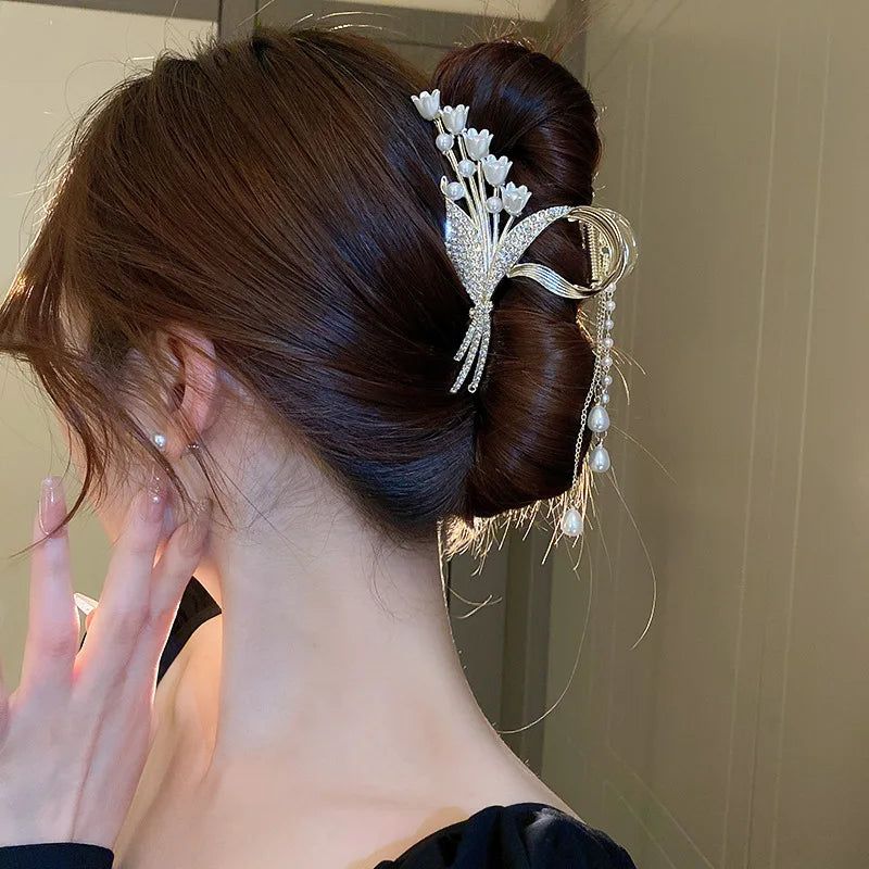 Elegante Perlen-Quasten-Haarnadel, gekräuselte Haarspange