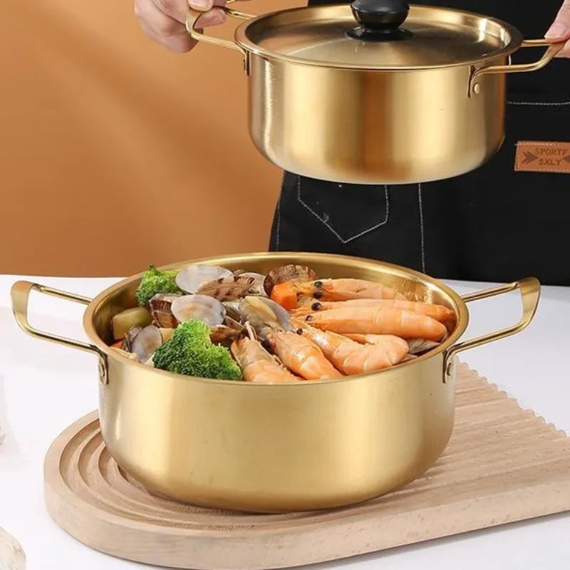 Pot de nouilles ramen coréennes à chauffage rapide