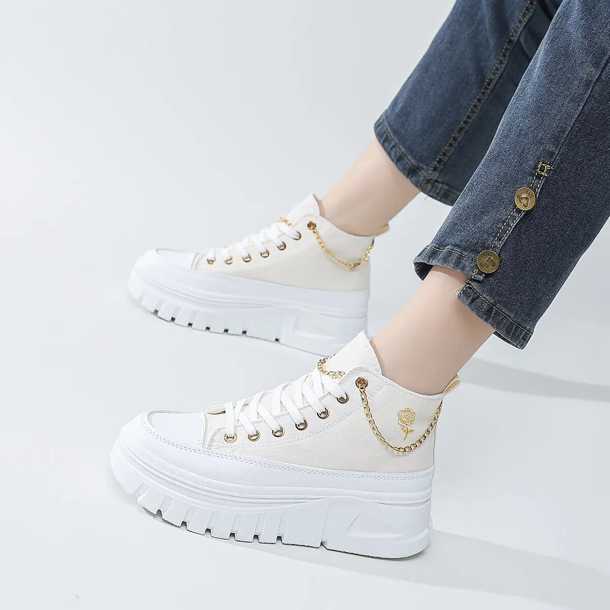 Women's Lace-Up Canvas Shoes