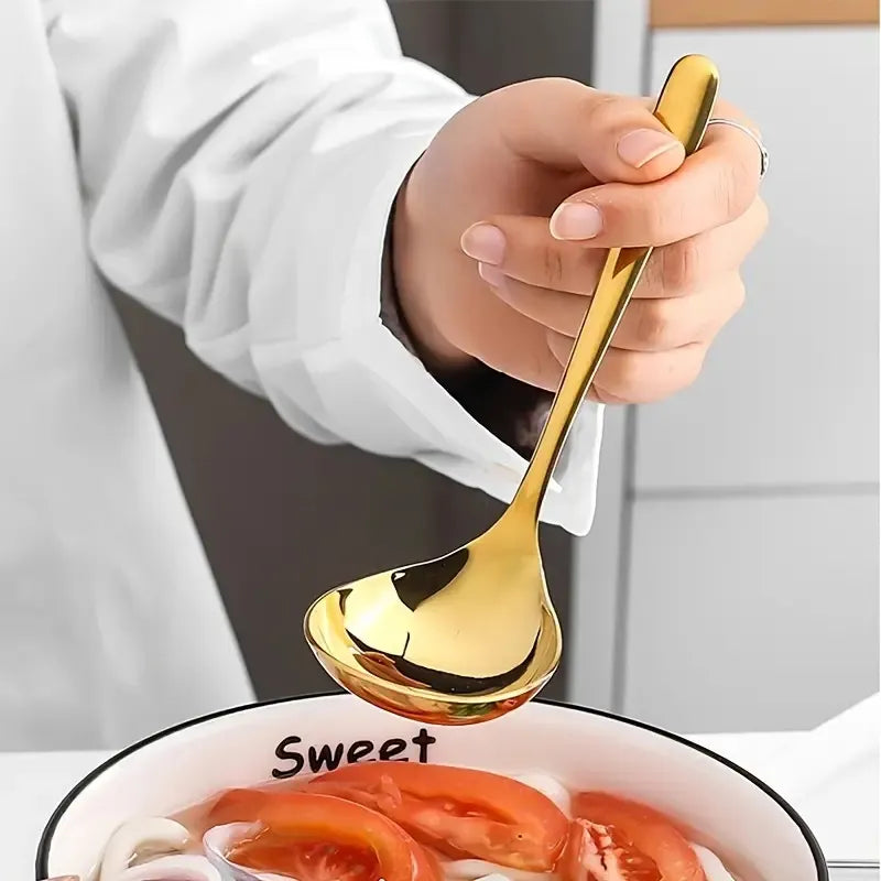 Kreative Suppenkelle aus Edelstahl mit langem Griff