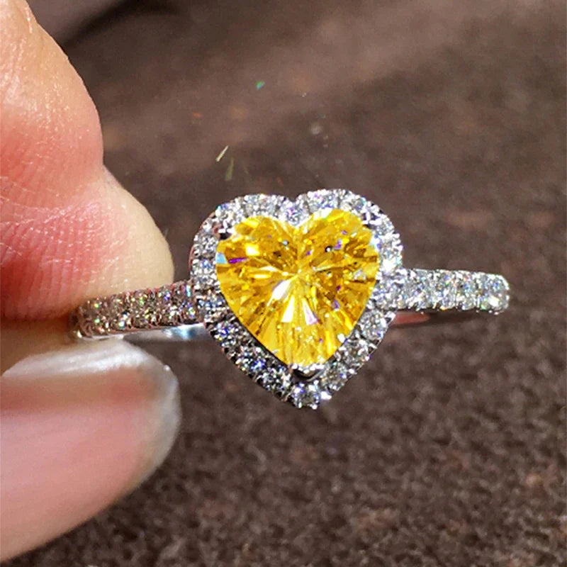 Bague en zircon cubique en forme de cœur pour femme – Bijou de promesse de fiançailles esthétique et brillant