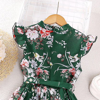 Kinder-Plisseekleid mit Blumendruck und Fliegenärmeln für Mädchen