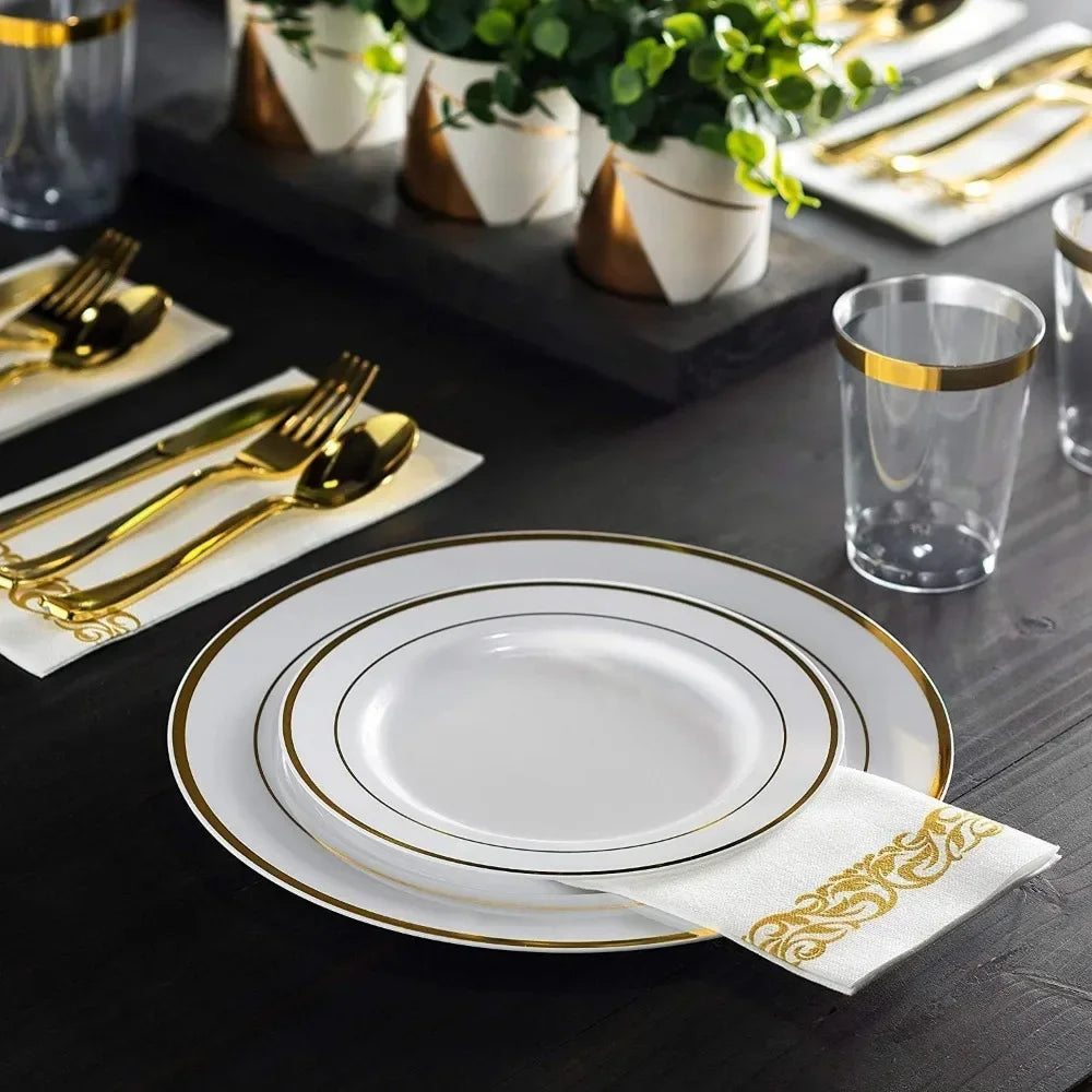 600 Piece Gold Plastic Dinnerware Set