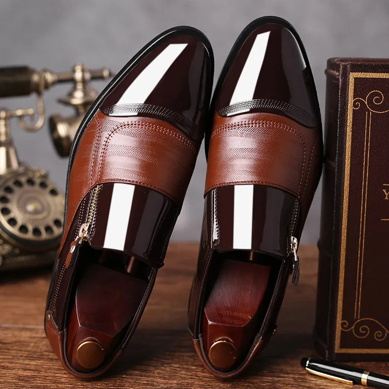 Chaussures formelles en cuir verni noir pour hommes