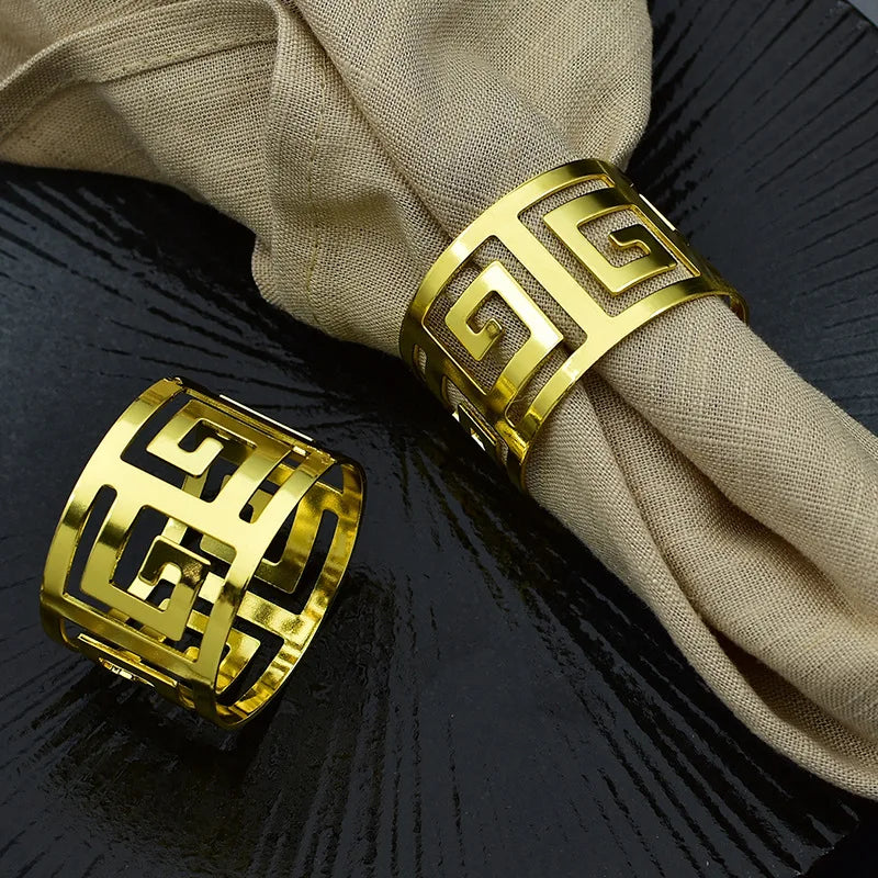 Anneaux de serviette de fête d'anniversaire