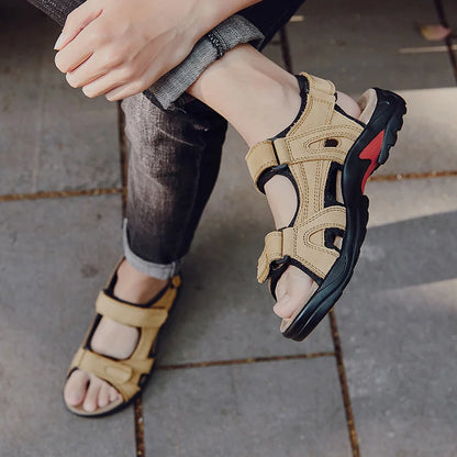 Leichte Herren-Sandalen aus echtem Leder mit offener Zehenpartie 