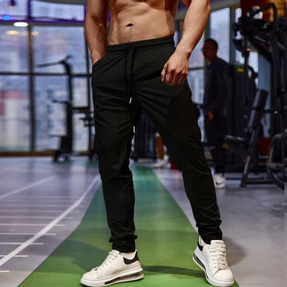 Atmungsaktive Sporthose für Herren aus Eisseide mit geradem Bein 