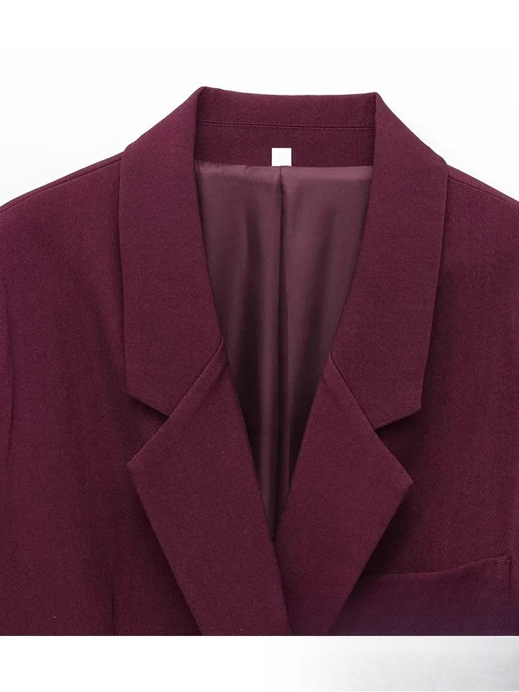 Damenblazer mit fallendem Revers und einem Knopf sowie gerader, locker sitzender Hosenanzug