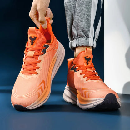 Wander- und Basketballschuhe für Herren und Damen