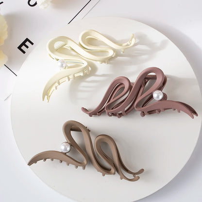 Irregular Metal Pearl Hair Claw Clips for Women – Alloy Barrettes