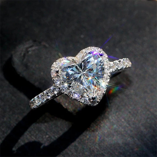 Bague de luxe en forme de cœur argentée pour femme, bijou de fiançailles, exquis, tendance, incrusté de zircons blancs