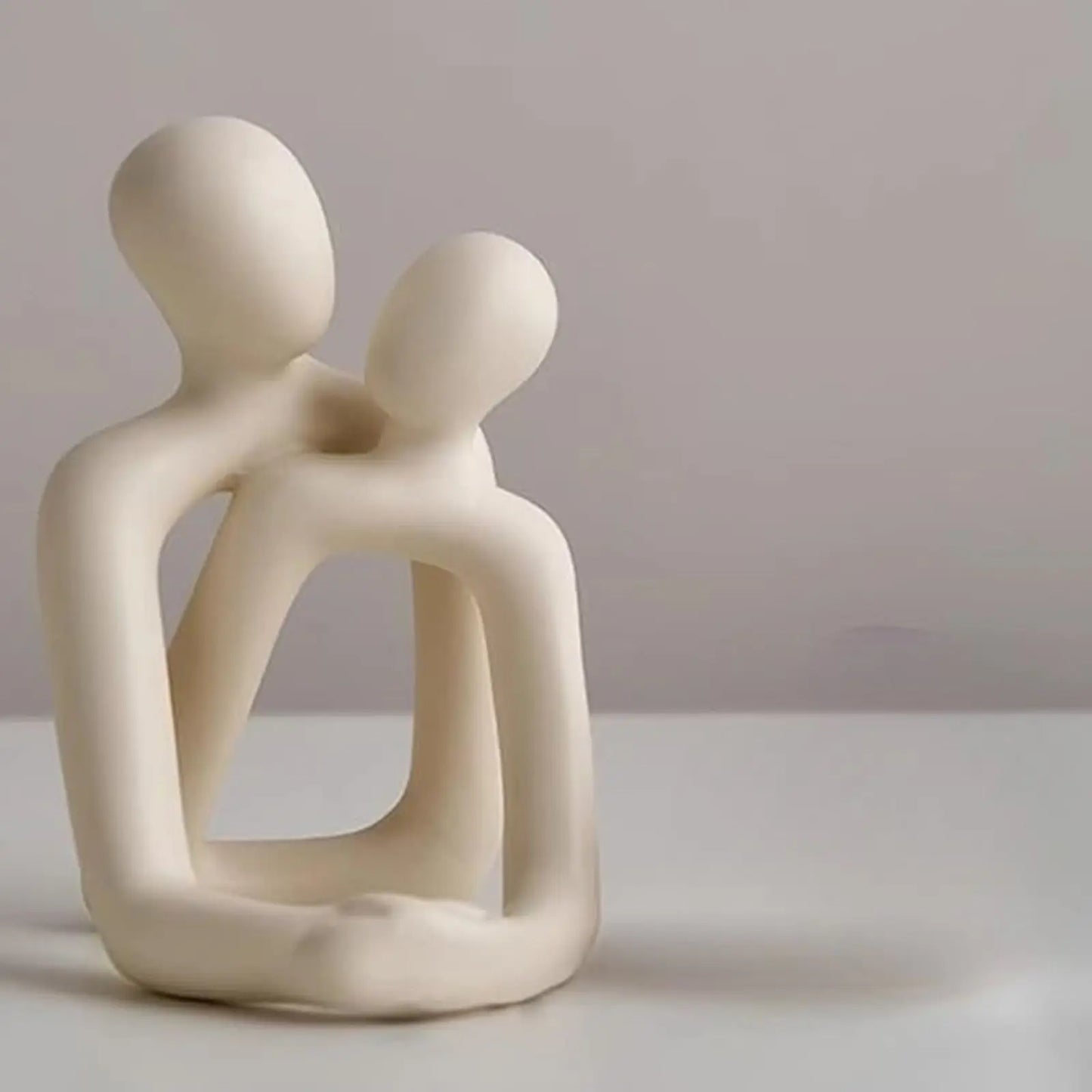 Heartwarming Loving Couple Resin Statue - Timeless Modern Home Decor Nightstands