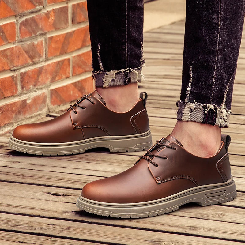 Bequeme, handgefertigte Herren-Lederschuhe zum Schnüren