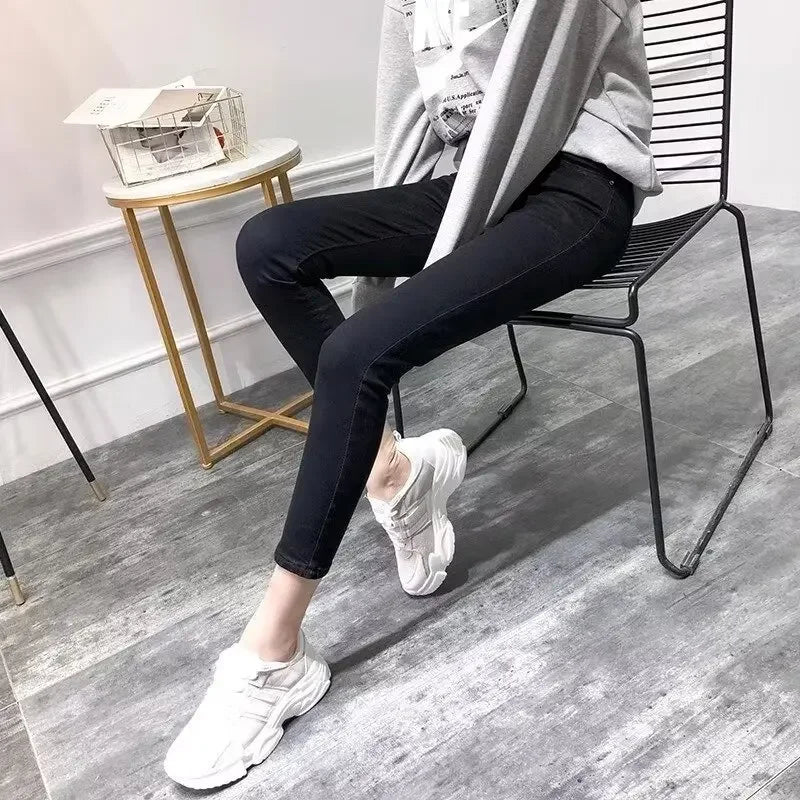 Jean crayon élastique taille haute pour femme