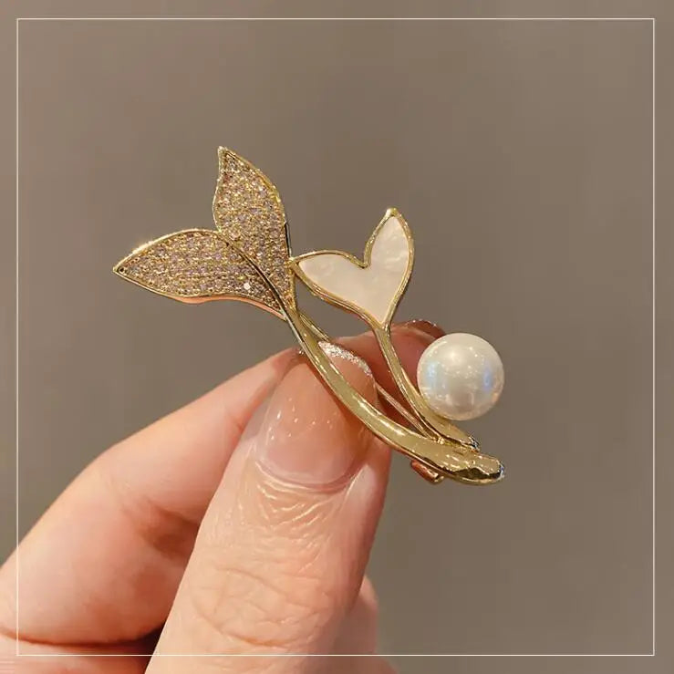 Golden Tulip Flower Pearl Brooch for Women – CZ Rhinestone Crystal Metal Pin