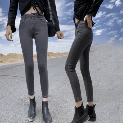 Damen-Jeans aus warmem, flauschigem, elastischem, verdicktem Denim