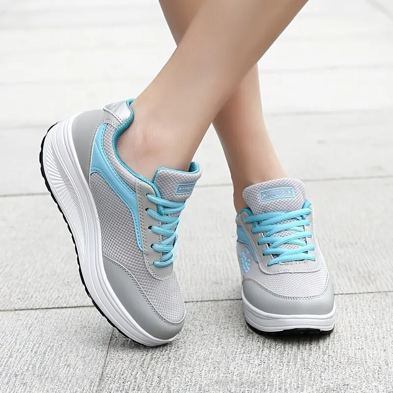 Women Vulcanized Flat Sneakers